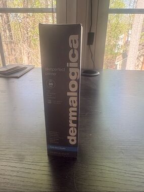 dermalogica Skinperfect Primer - Black and Blue Accents